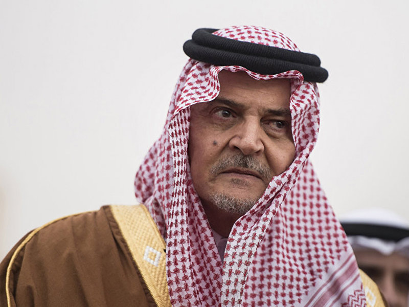 اضغط لمشاهدة الفيديو: فيديو قديم للأمير سعود الفيصل يحلق في مقاتلة F15